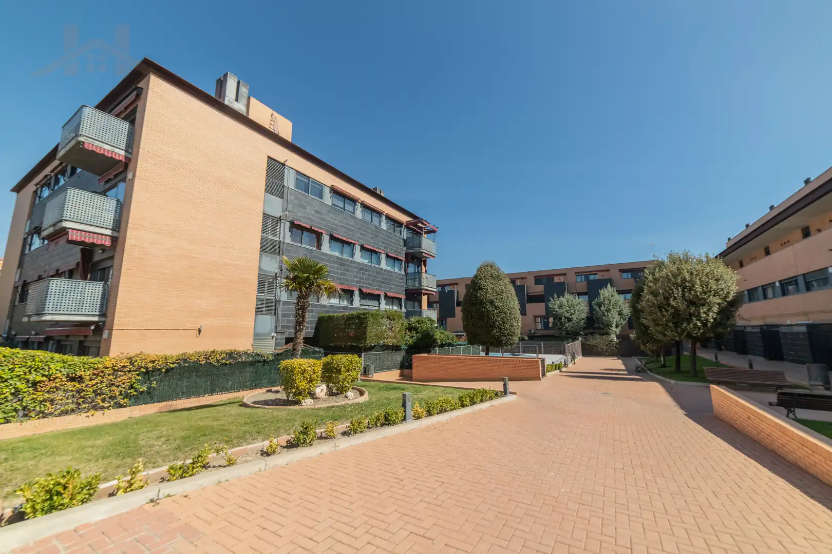 Vista exterior de Piso en venta en Boadilla del Monte con Aire acondicionado, Calefacción y Trastero