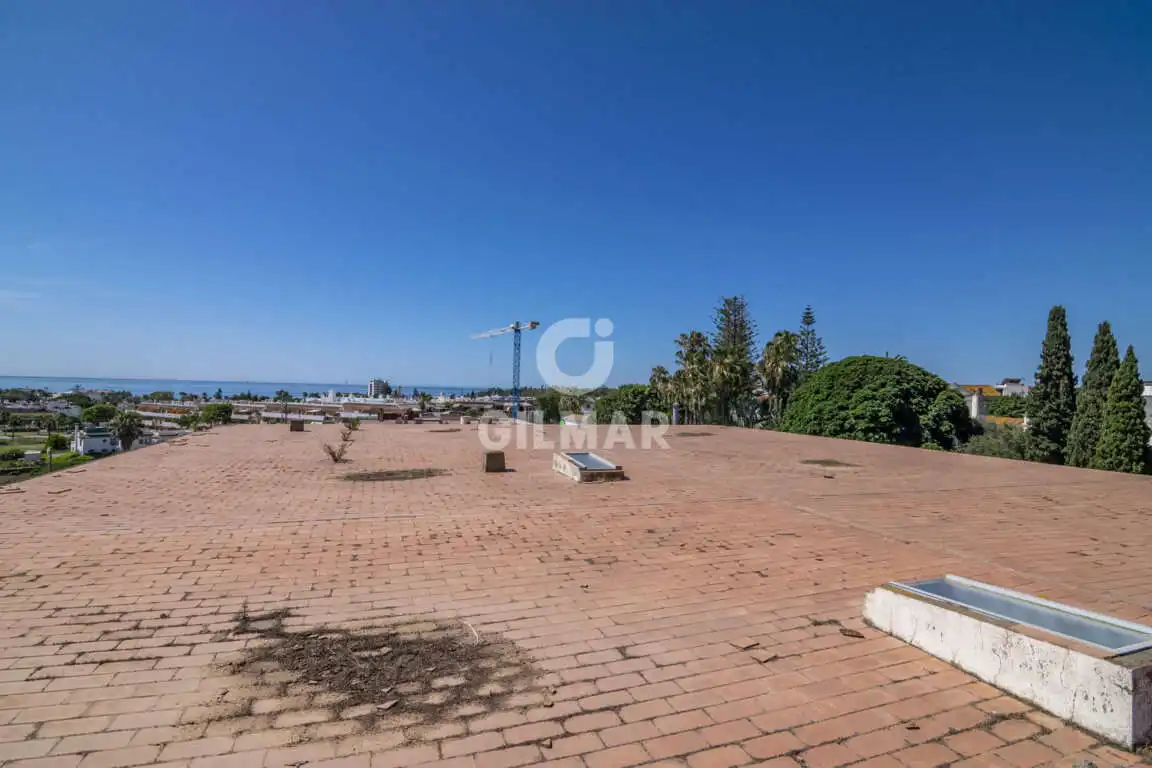 Vista exterior de Edificio en venta en Estepona
