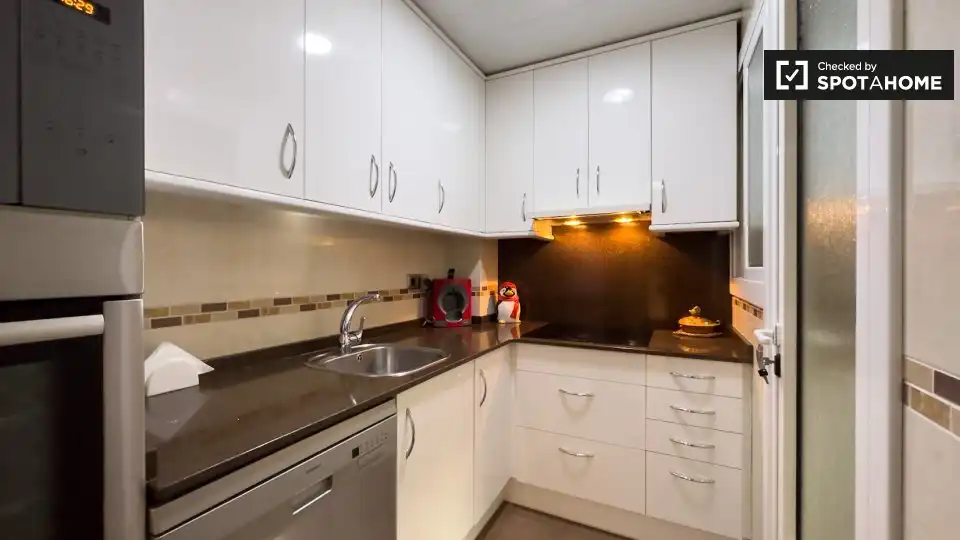 Kitchen of Flat for rent in Barcelona  with Air Conditioner, Heating and Furnished