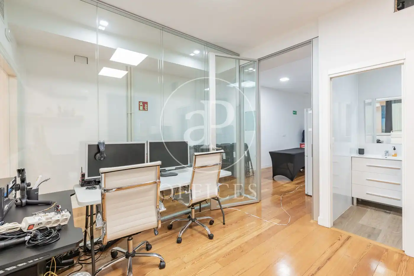 Office space with lift to rent in C. del Marqués de Cubas, imagen 12