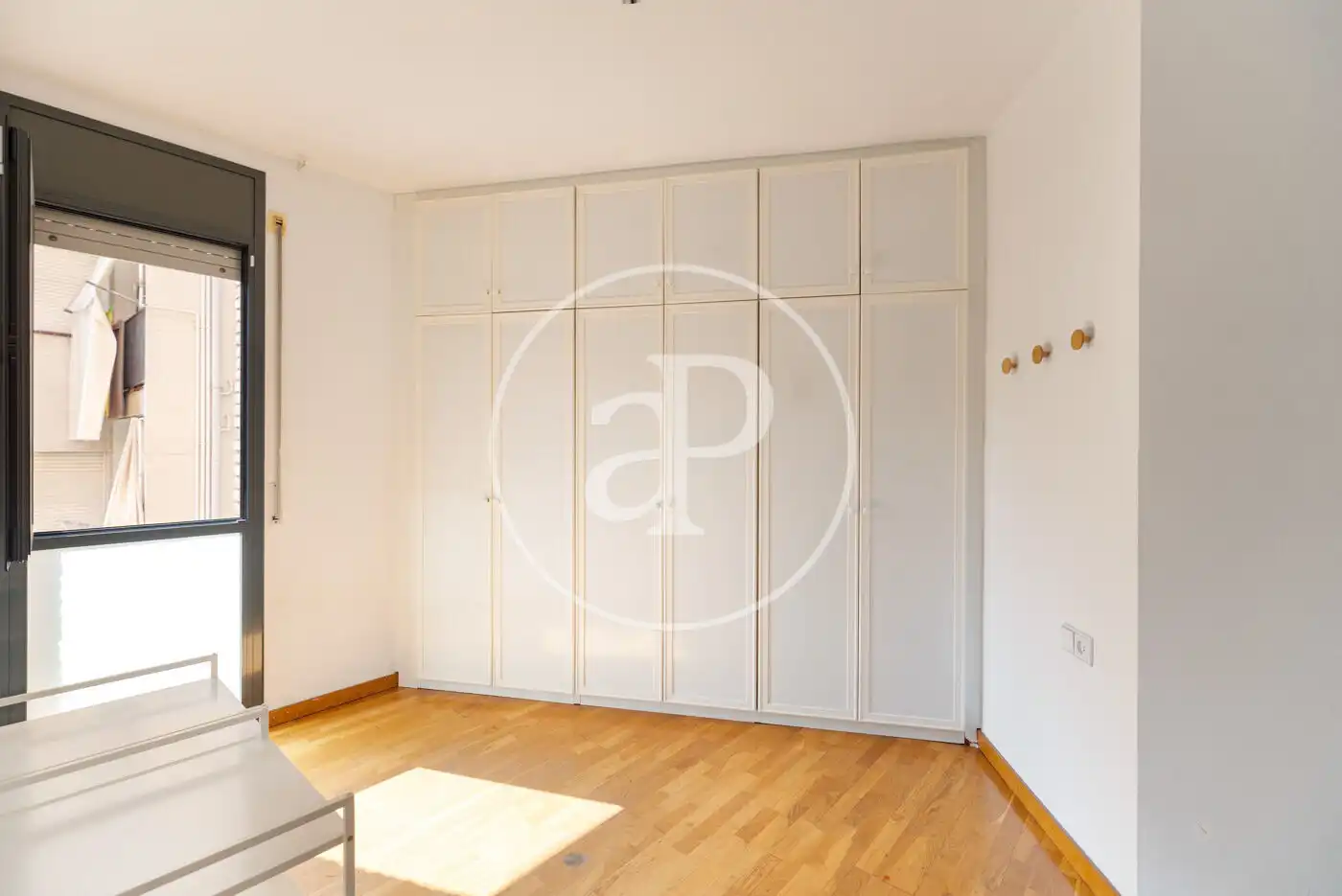Habitación de Piso en venta en Barcelona con Aire acondicionado, Calefacción y Terraza