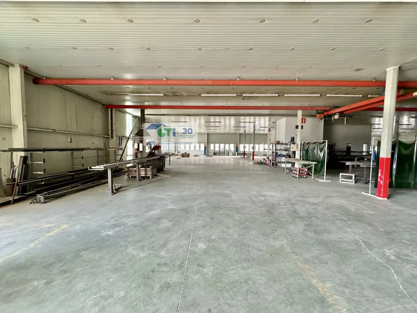 Nau industrial en venda en Zaragoza