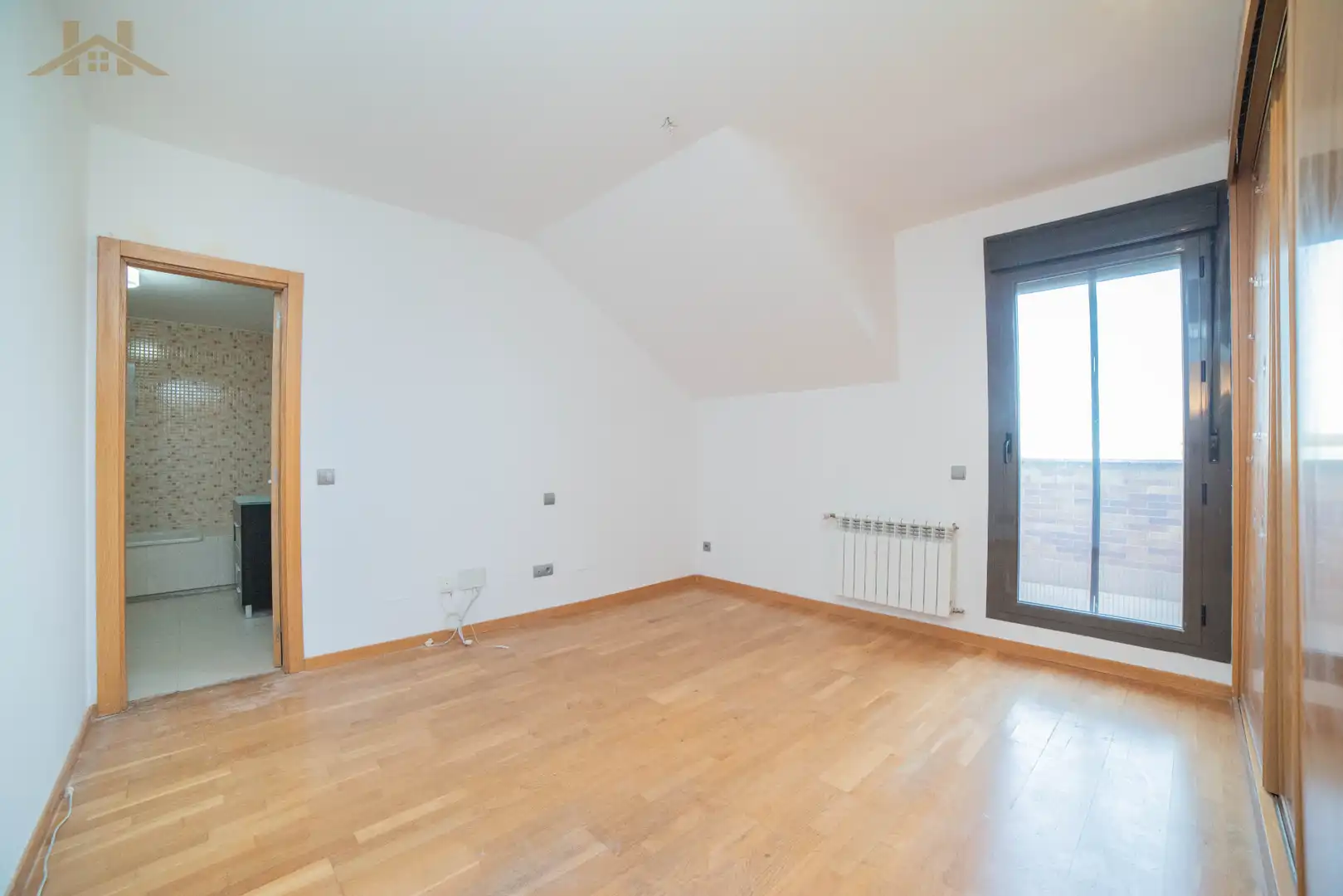 Ático en venta en Rivas-Vaciamadrid con Aire acondicionado, Calefacción y Jardín privado