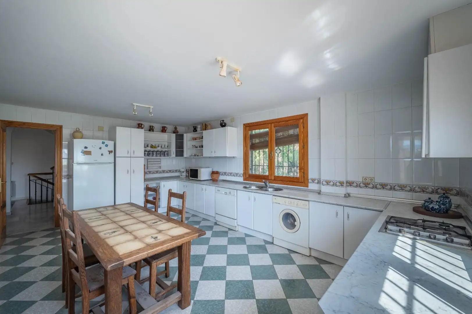 Cocina de Casa o chalet en venta en Las Gabias con Calefacción, Jardín privado y Terraza