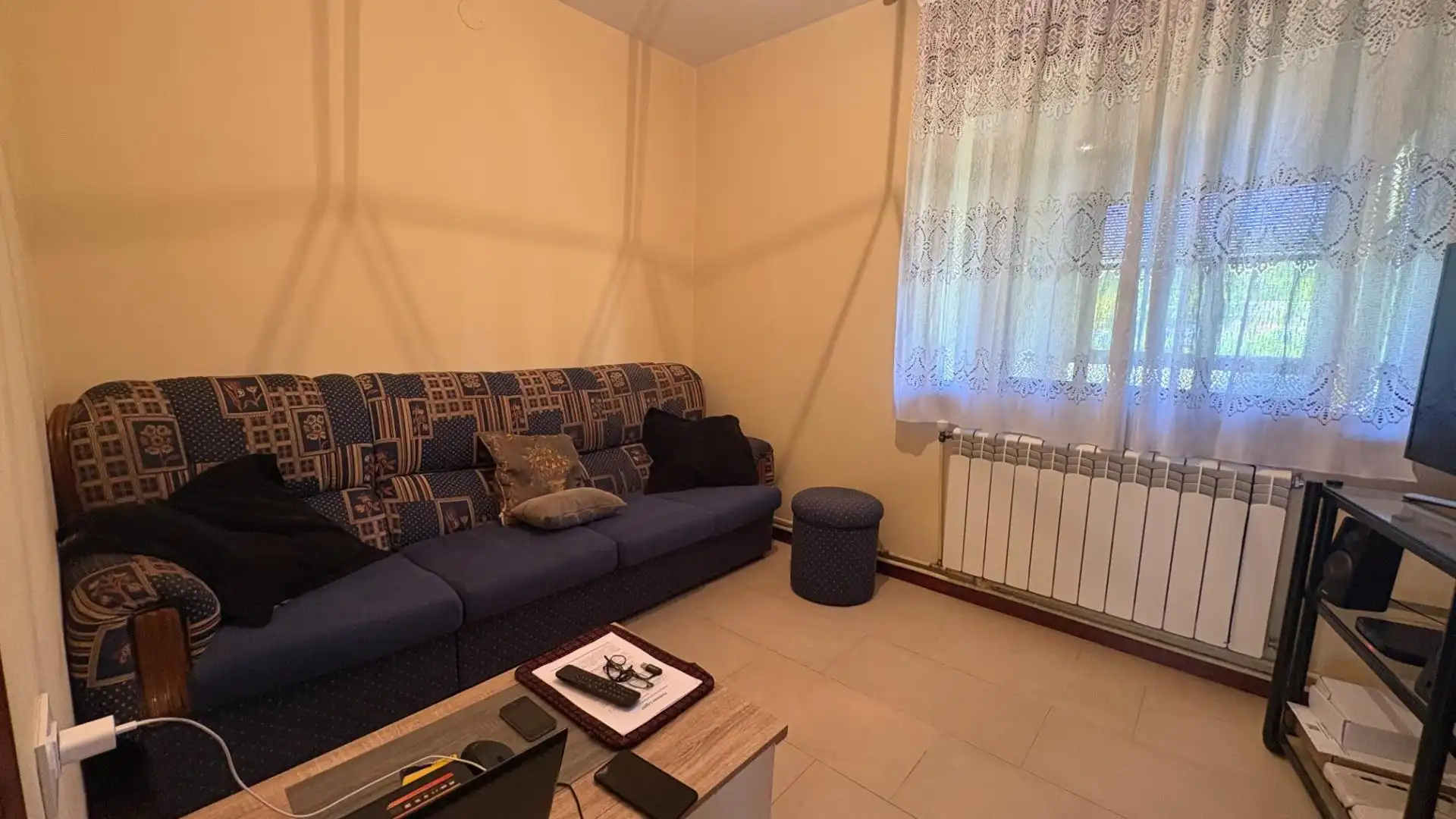Sala d'estar de Casa o xalet en venda en Mugardos amb Calefacció