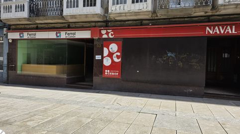 OPORTUNIDAD EN PLENO CENTRO DE FERROL: DOS LOCALES COMERCIALES UNIDOS EN PLENA CALLE PEATONAL