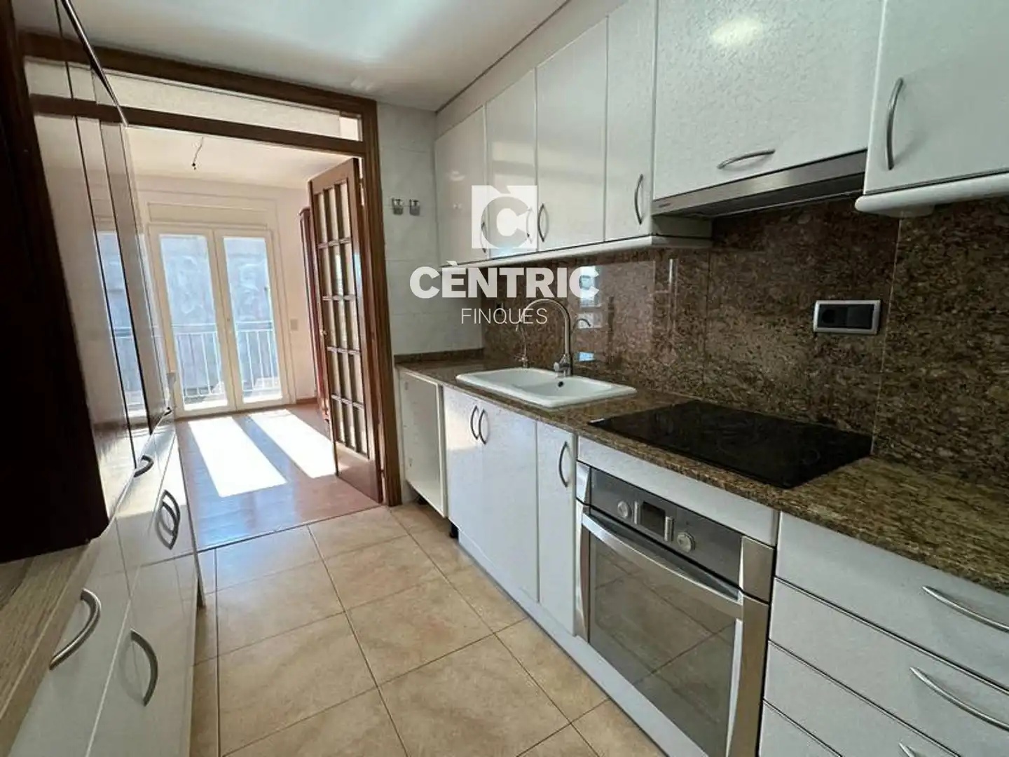 Flat for rent in Barri del Centre