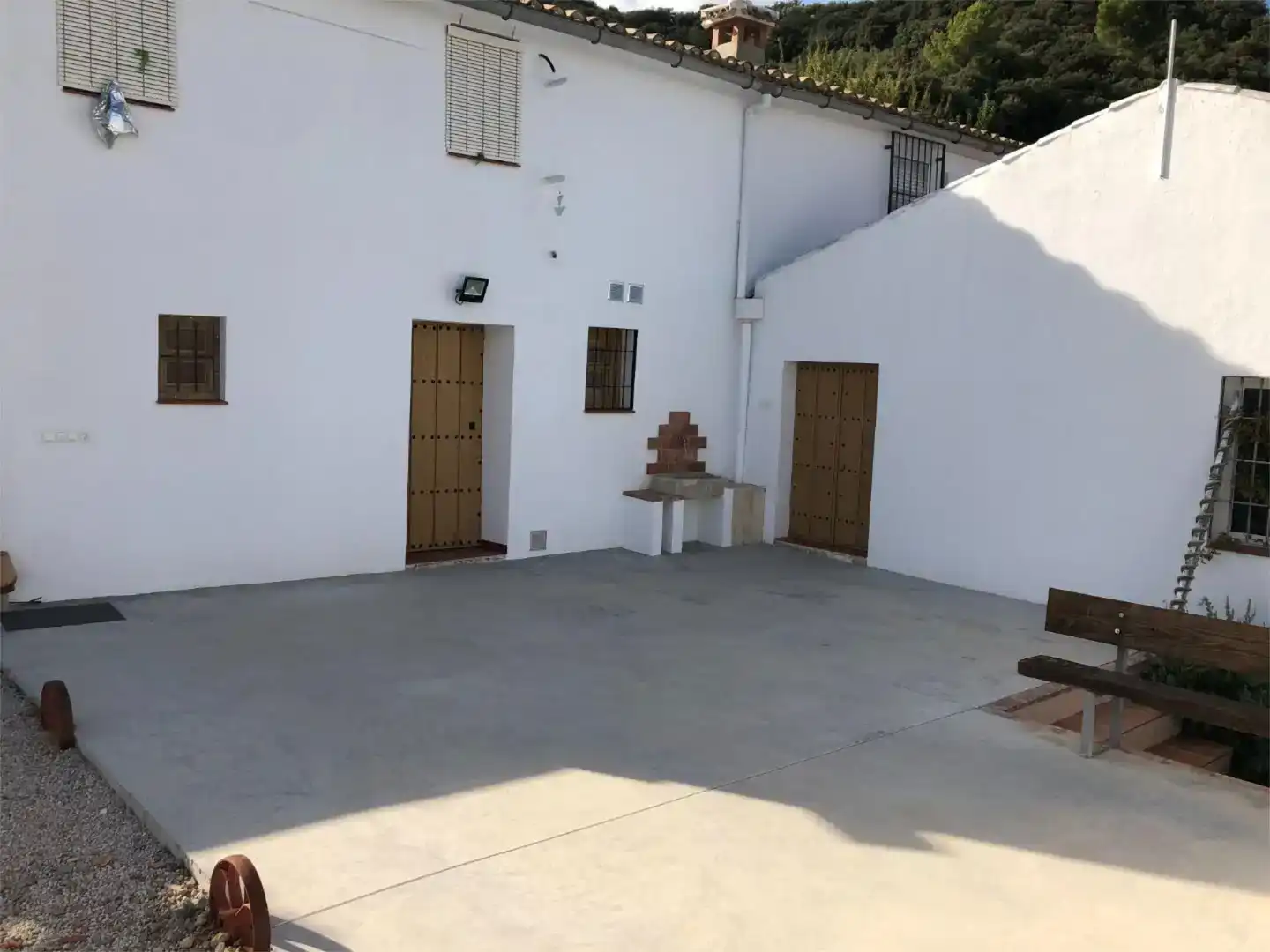 Vista exterior de Finca rústica en venda en Córdoba amb Aire condicionat, Jardí privat i Moblat