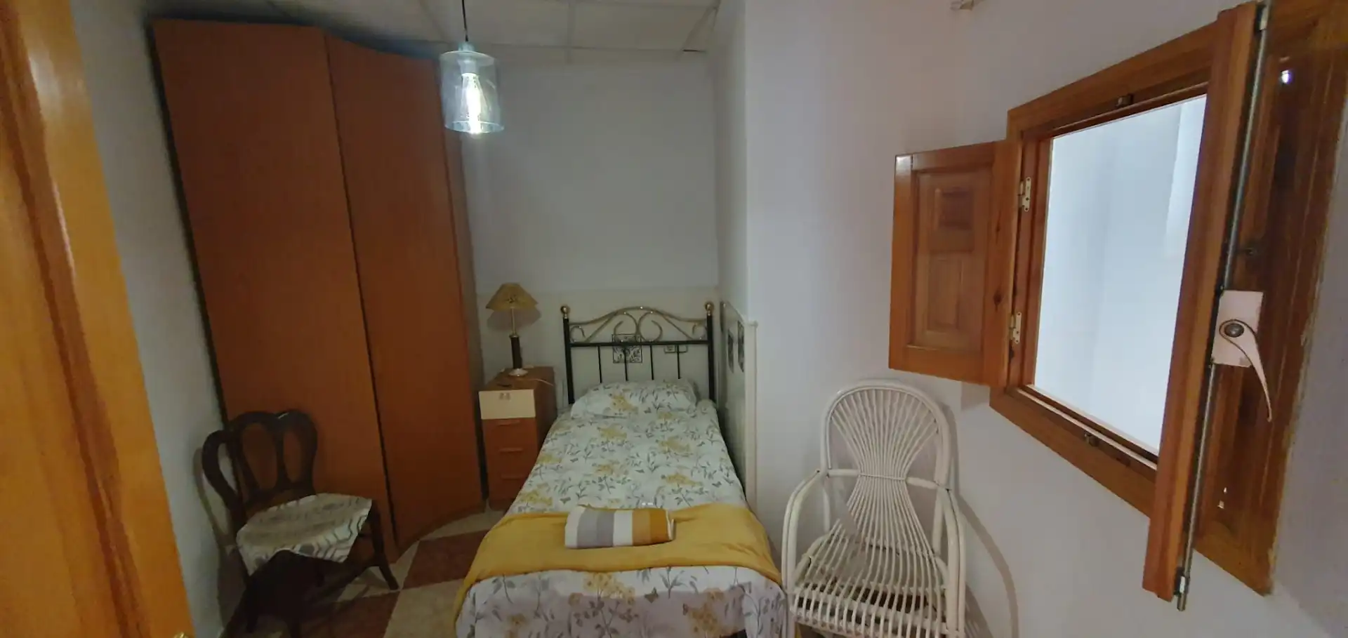 Dormitori de Casa adosada en venda en Sax amb Traster, Moblat i Forn