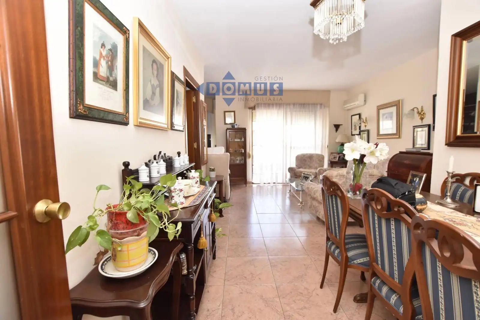 Living room of Flat for sale in Ronda  with Air Conditioner, Heating and Terrace