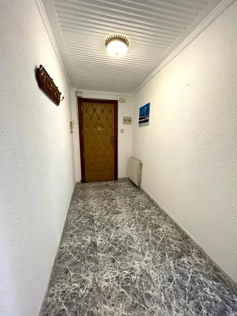 Wohnung zur Miete in Zaragoza mit Heizung, Möbliert und Ofen