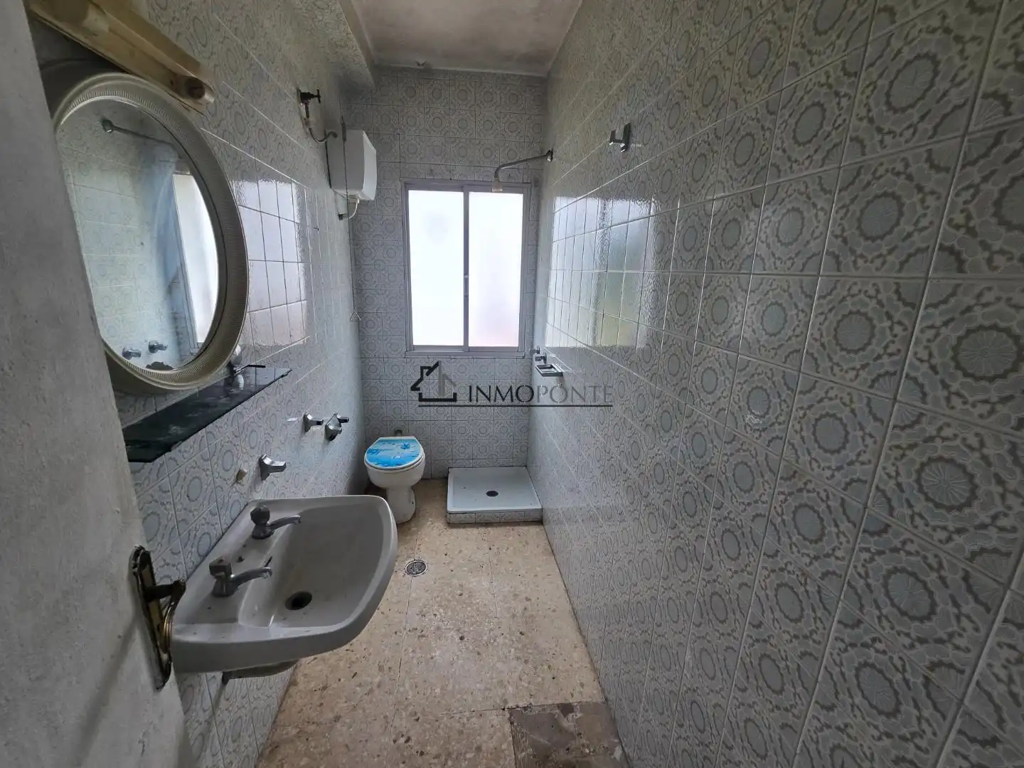 Baño de Piso en venta en Vilagarcía de Arousa con Calefacción y Terraza