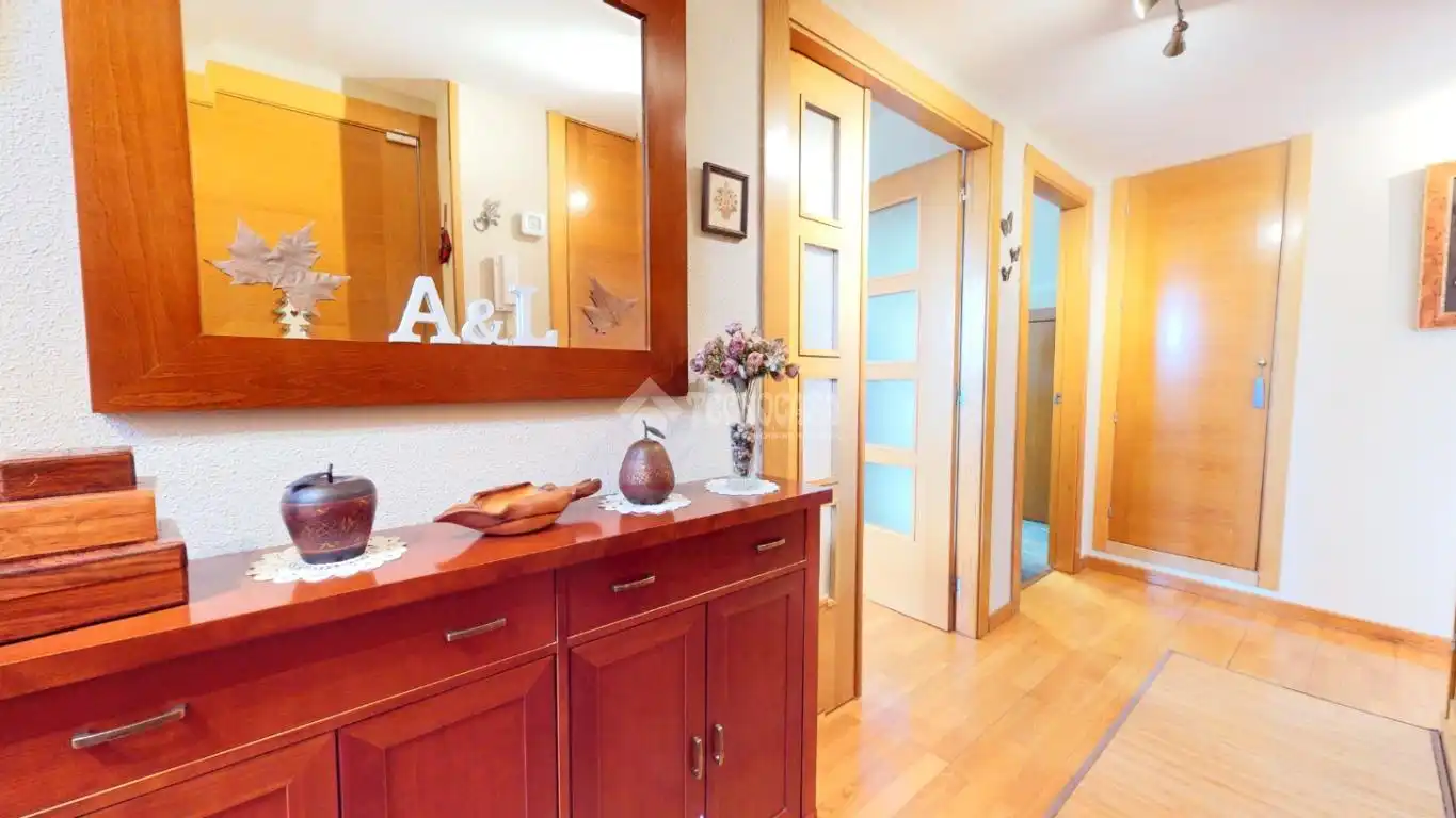 Flat for sale in Uceda  with Air Conditioner