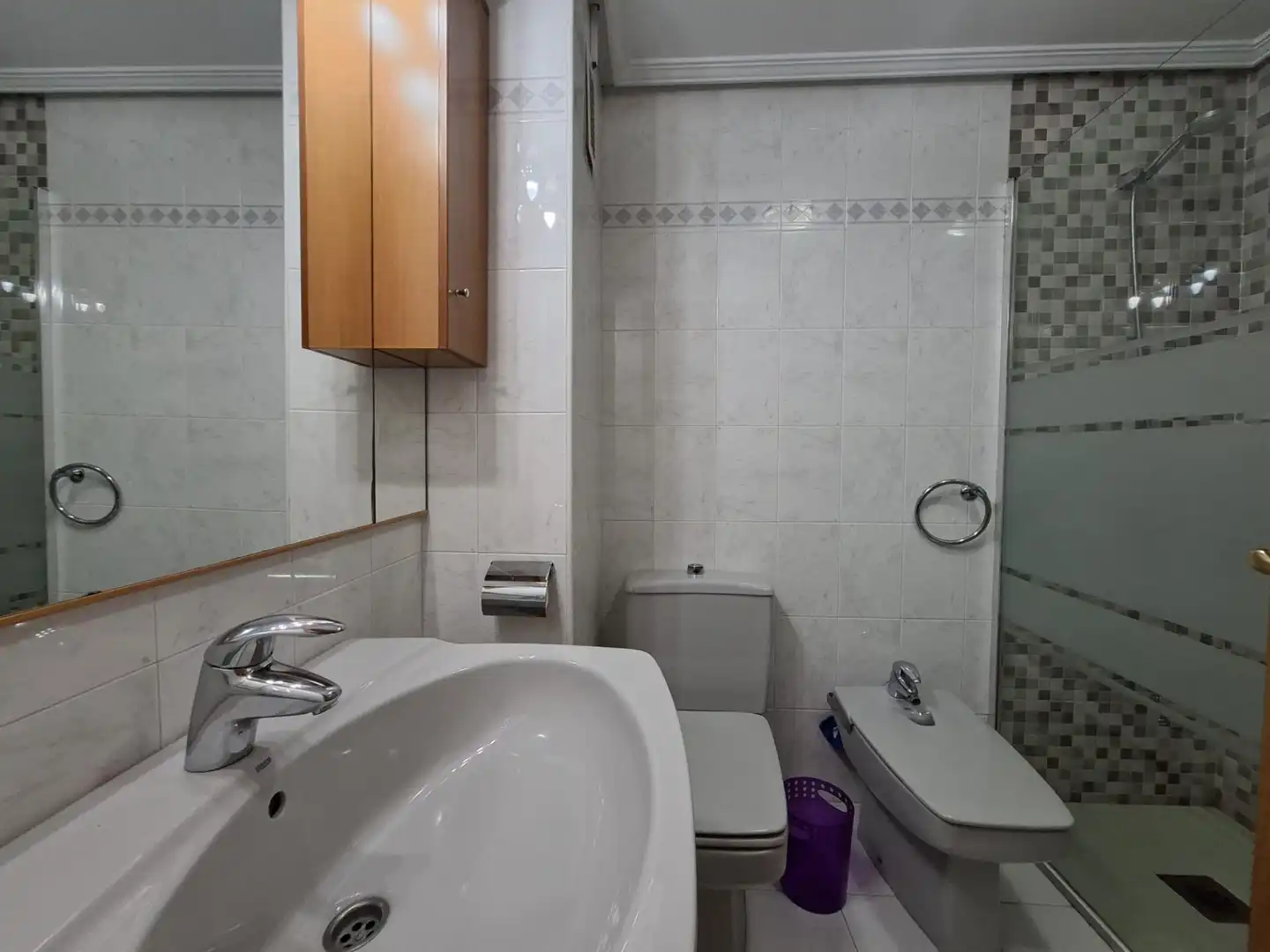 Baño de Piso de alquiler en Murcia con Trastero, Amueblado y Balcón