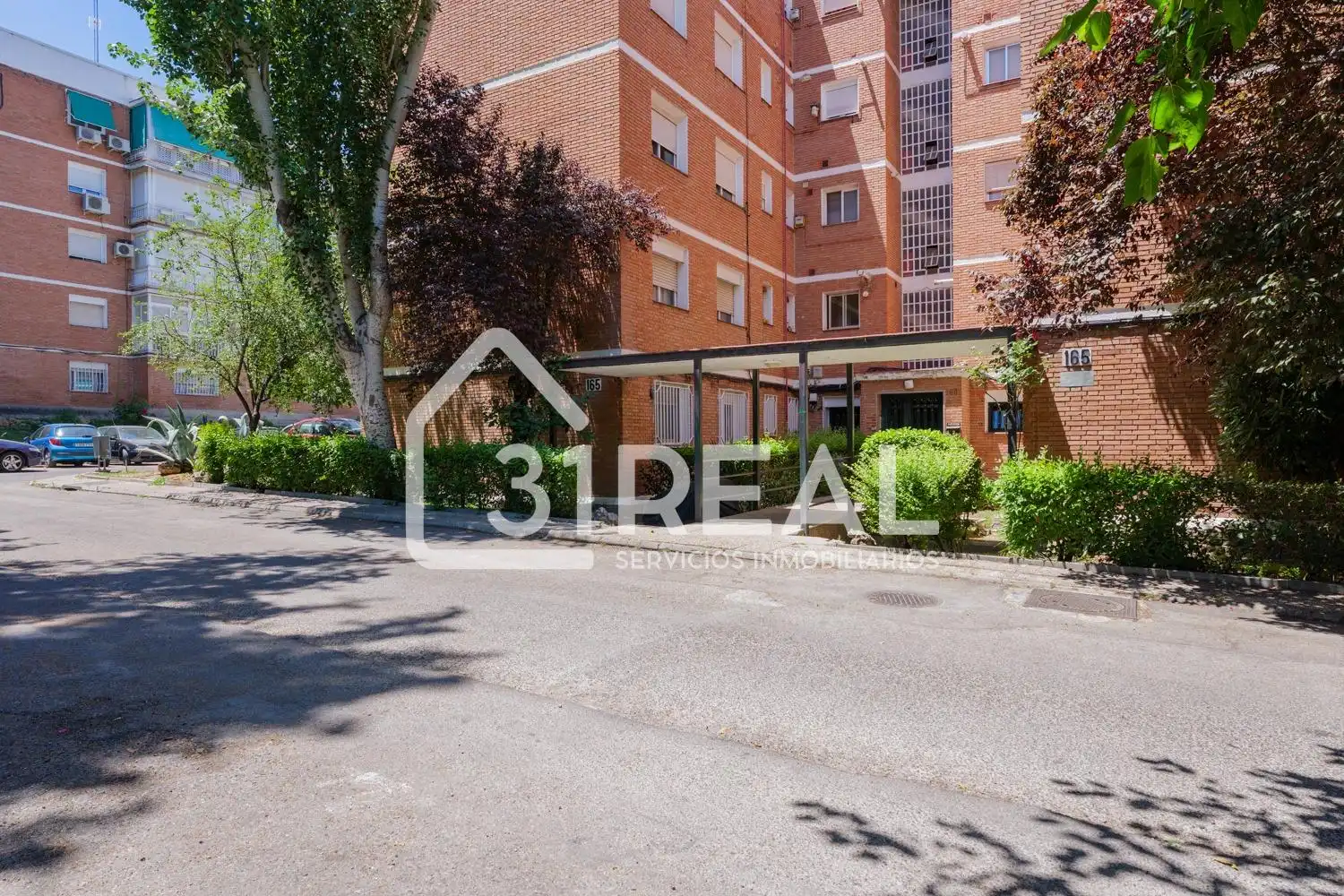 Vista exterior de Piso en venta en Madrid con Calefacción, Jardín privado y Parquet