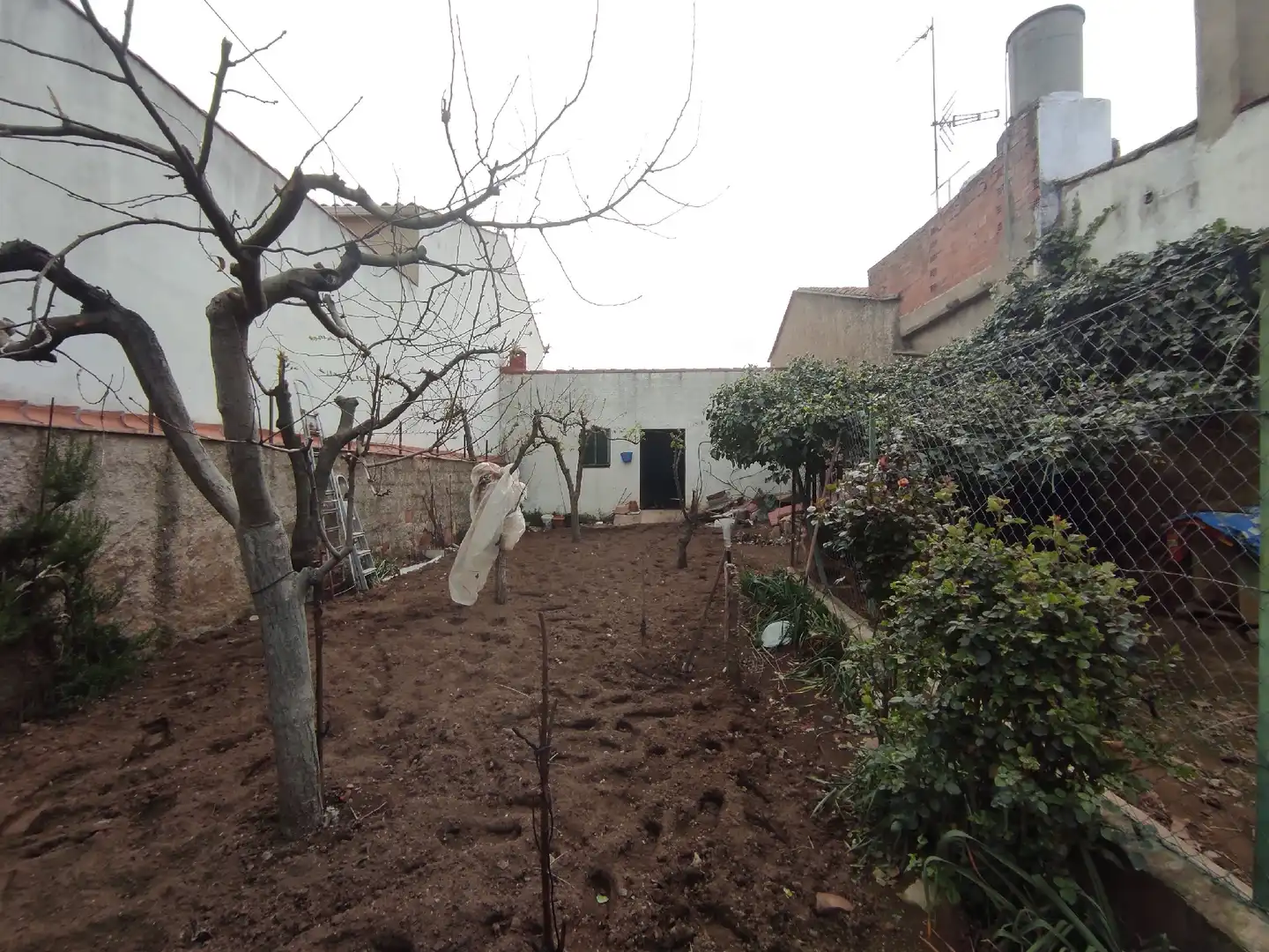 Fabrikhallen zum Verkauf in Puebla del Maestre