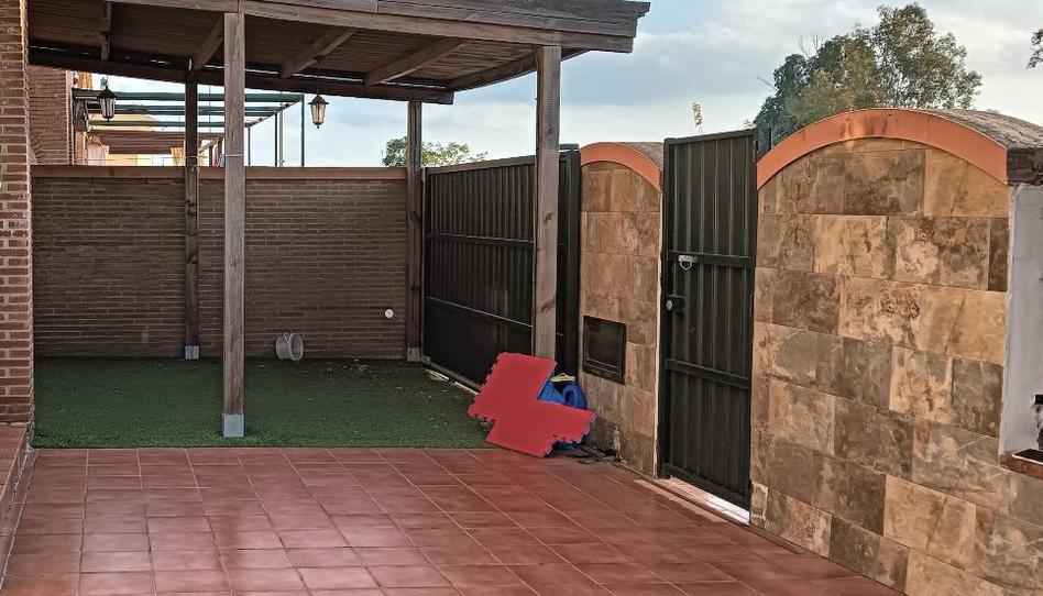 Foto 1 de Casa adosada de lloguer a Mairena del Alcor, Sevilla