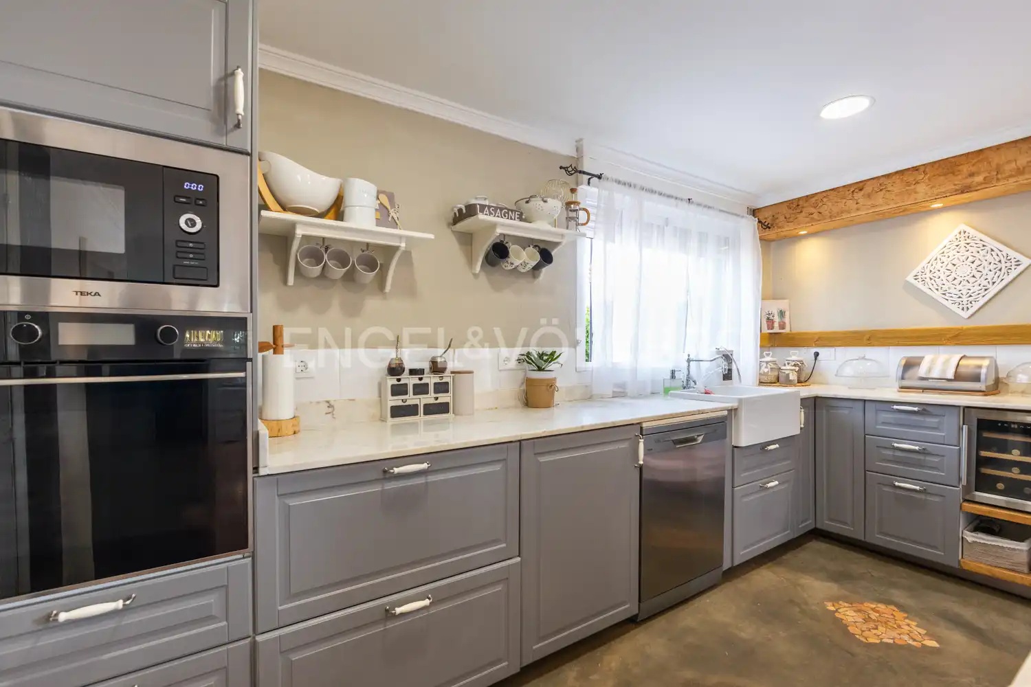 Cocina de Casa o chalet en venta en Pedralba con Aire acondicionado, Calefacción y Jardín privado