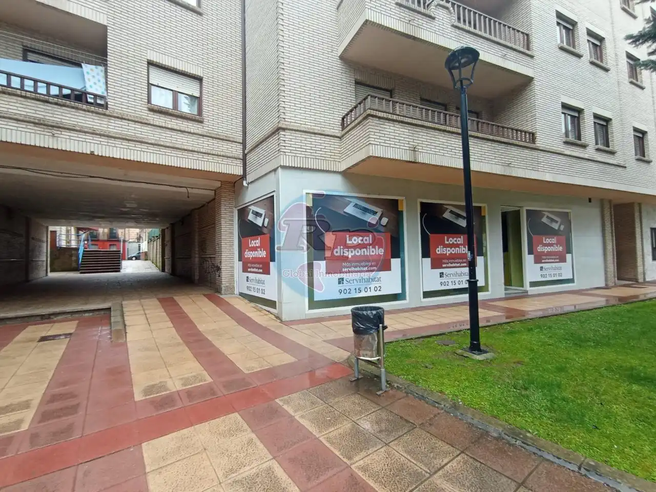 Local comercial en venda a La Robla, imagen 12