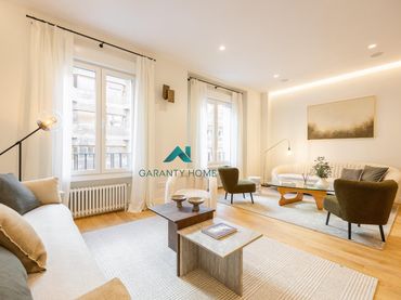 Piso con balcón en venta en Barrio de Salamanca