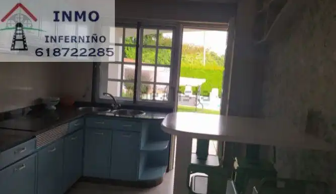 Cocina de Casa o chalet de alquiler en Cabanas con Terraza