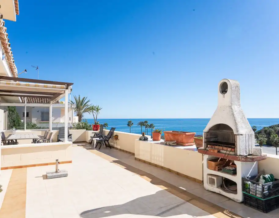 Piso con ascensor en venta en El Faro de Calaburra - Chaparral, imagen 2