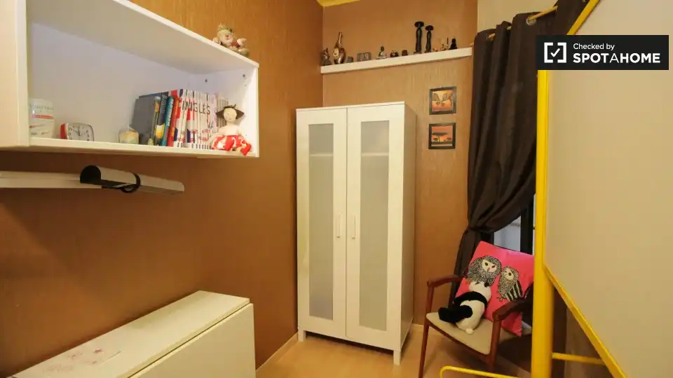 Room in La Salut