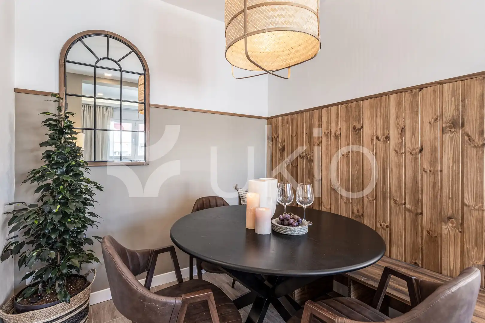 Menjador de Apartament de lloguer en Madrid amb Terrassa, Moblat i Forn