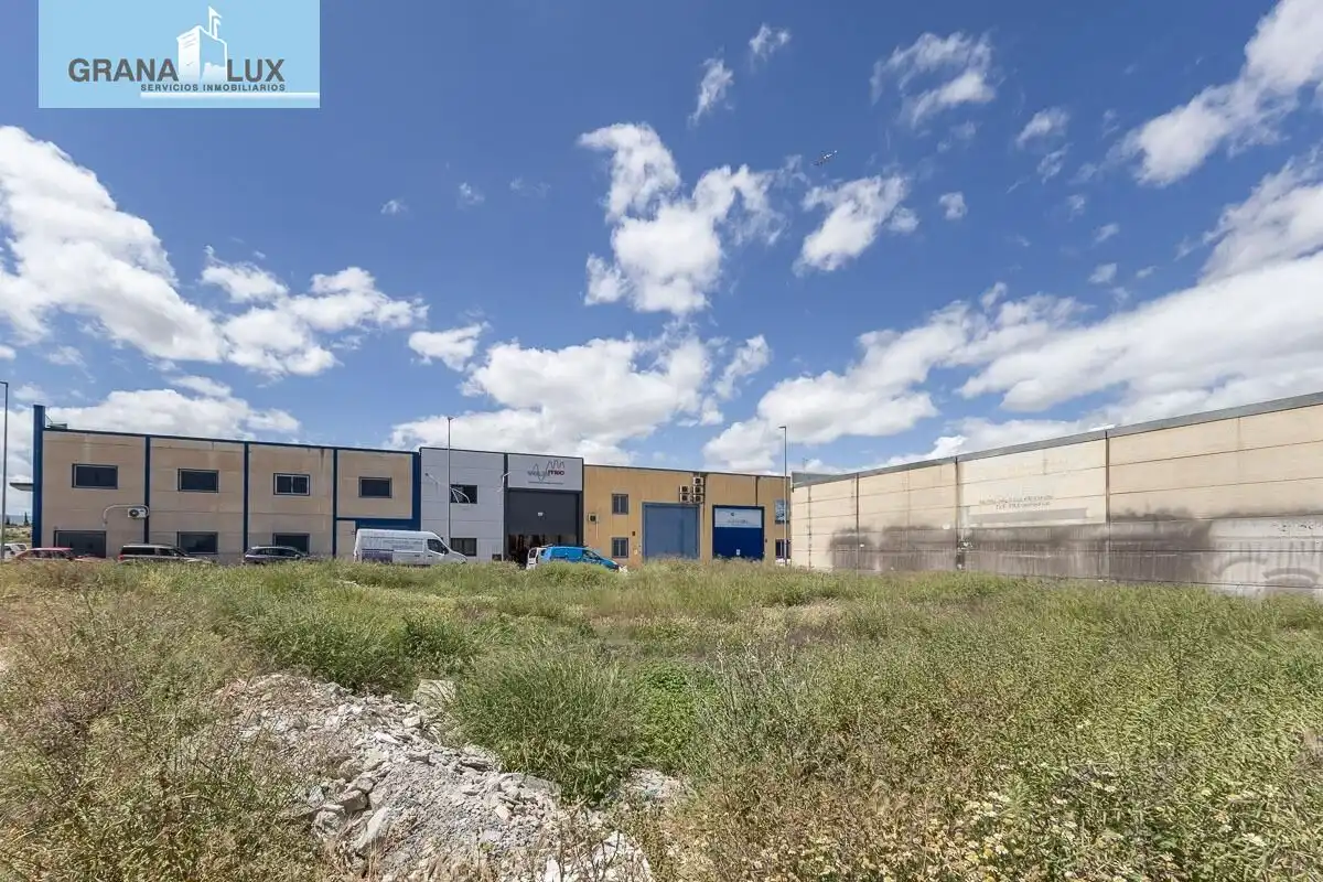 Terreno industrial en venta en Paseo de las Andás, imagen 2