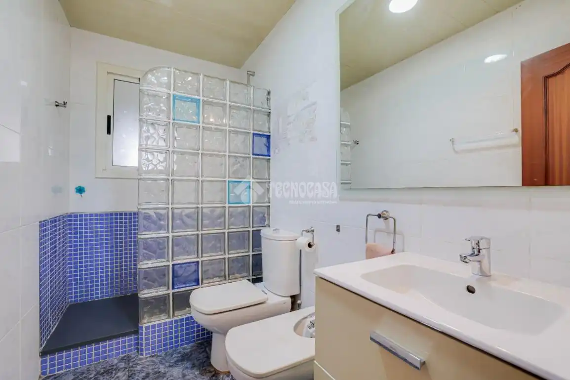 Baño de Piso en venta en Badalona con Balcón