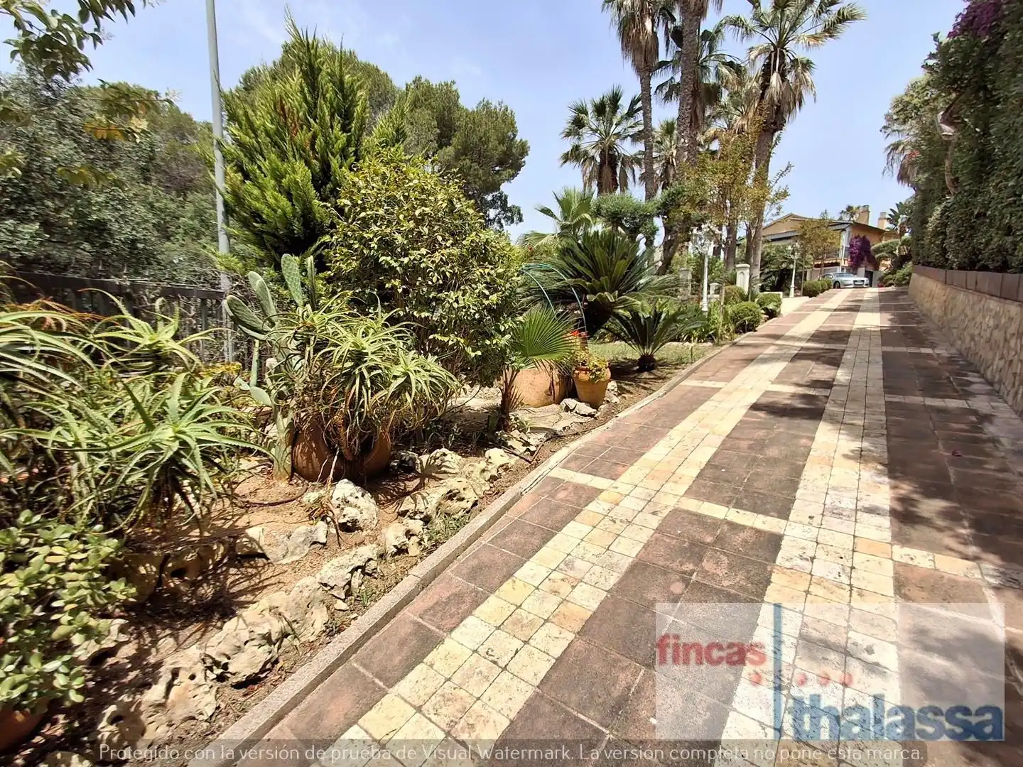 Casa amb piscina en venda a Fenals