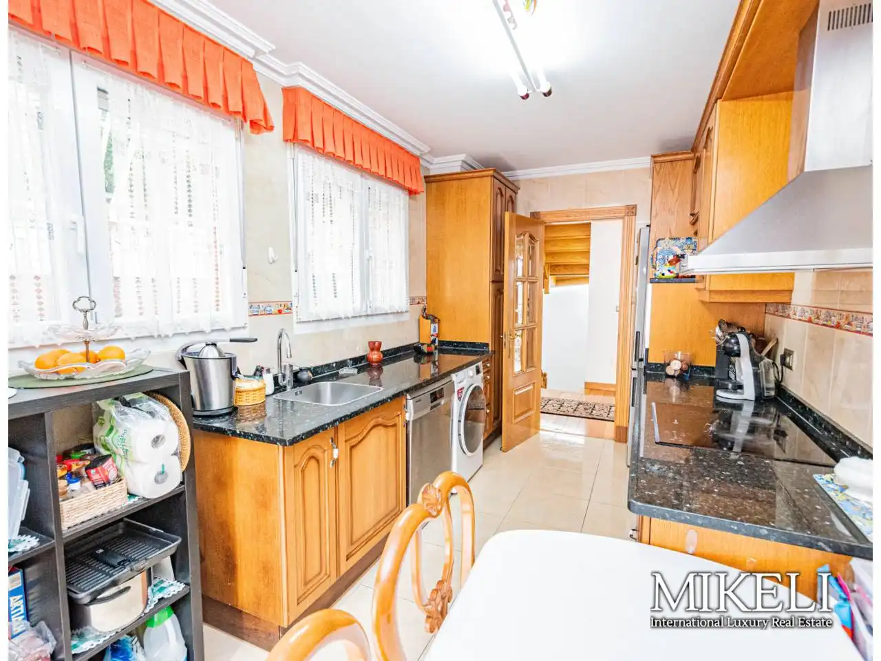 Cocina de Casa o chalet en venta en Piélagos con Aire acondicionado, Calefacción y Jardín privado