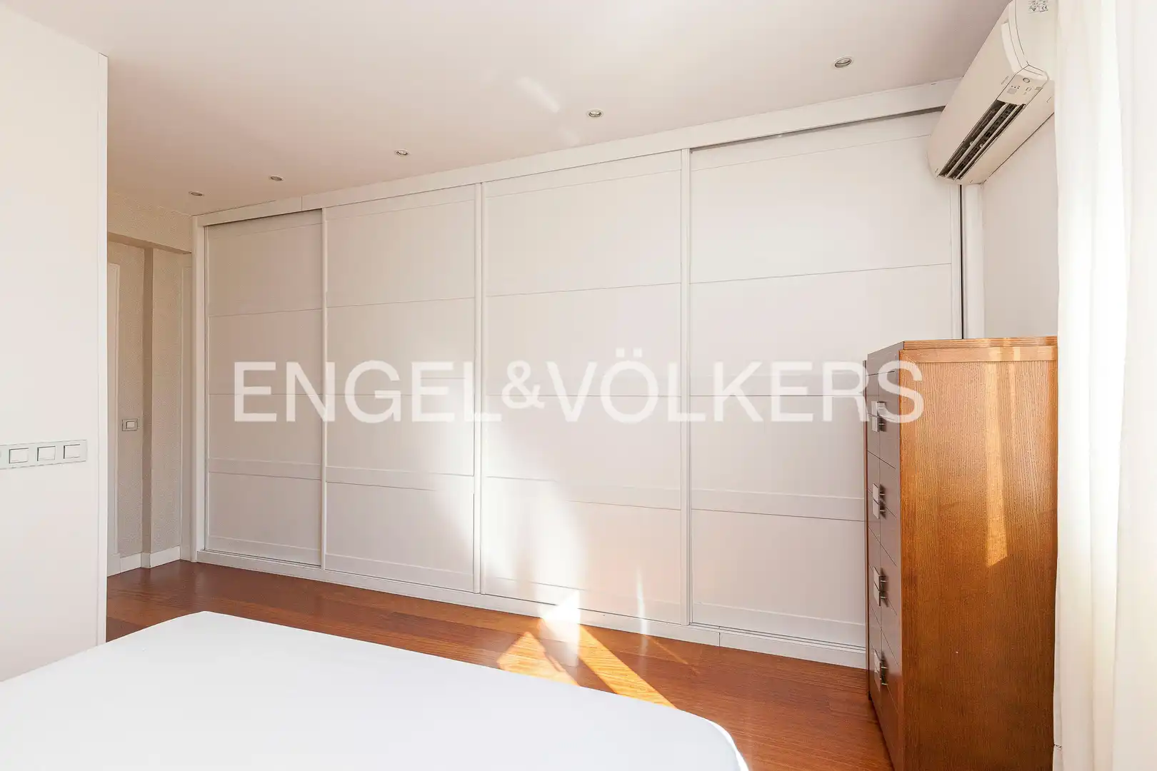 Bedroom of Flat for rent in Barrio de Salamanca