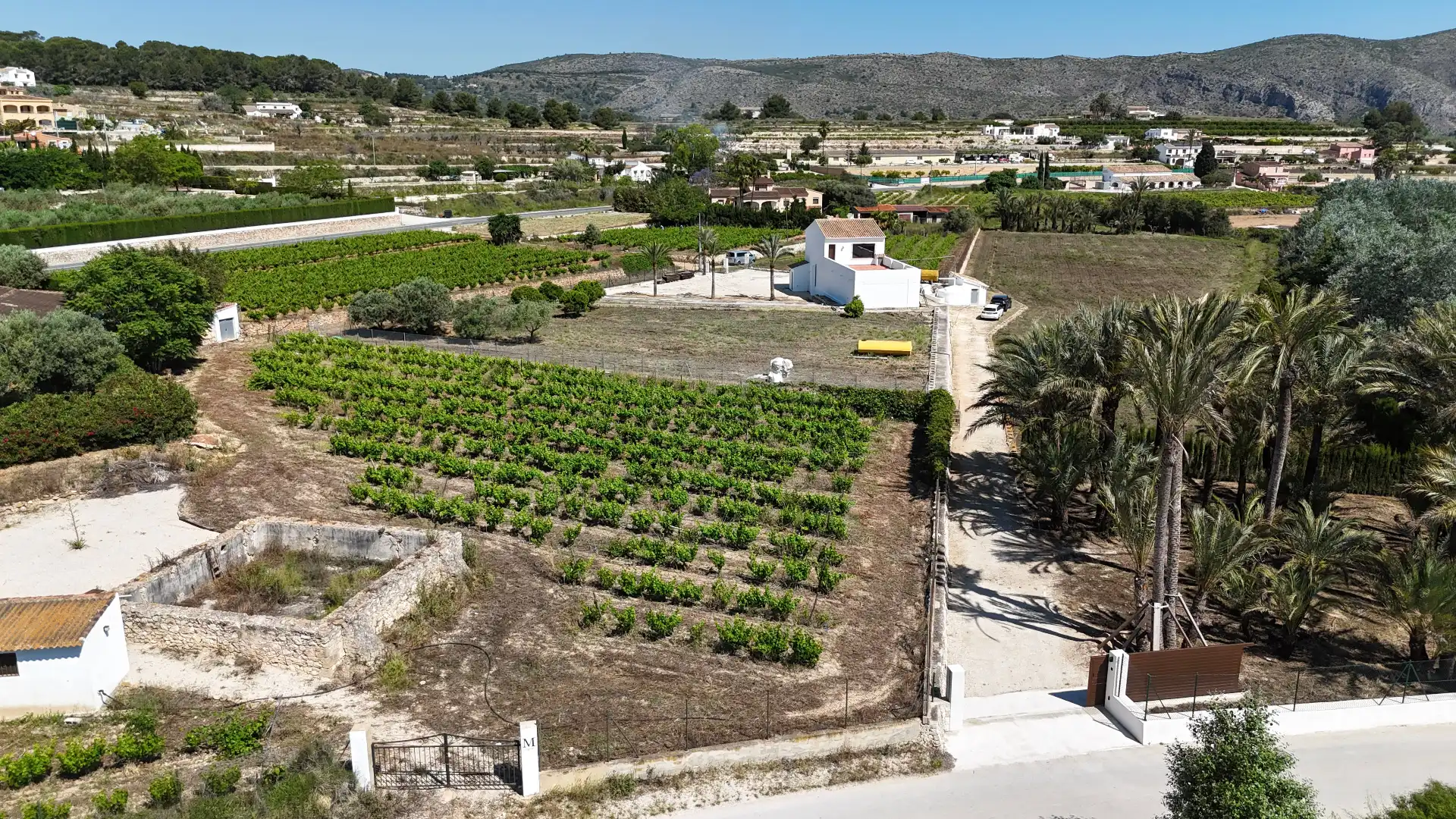 Finca rústica en venda en Teulada amb Jardí privat, Terrassa i Moblat