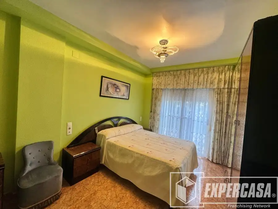 Bedroom of Flat for sale in Albal  with Air Conditioner, Terrace and Storage room