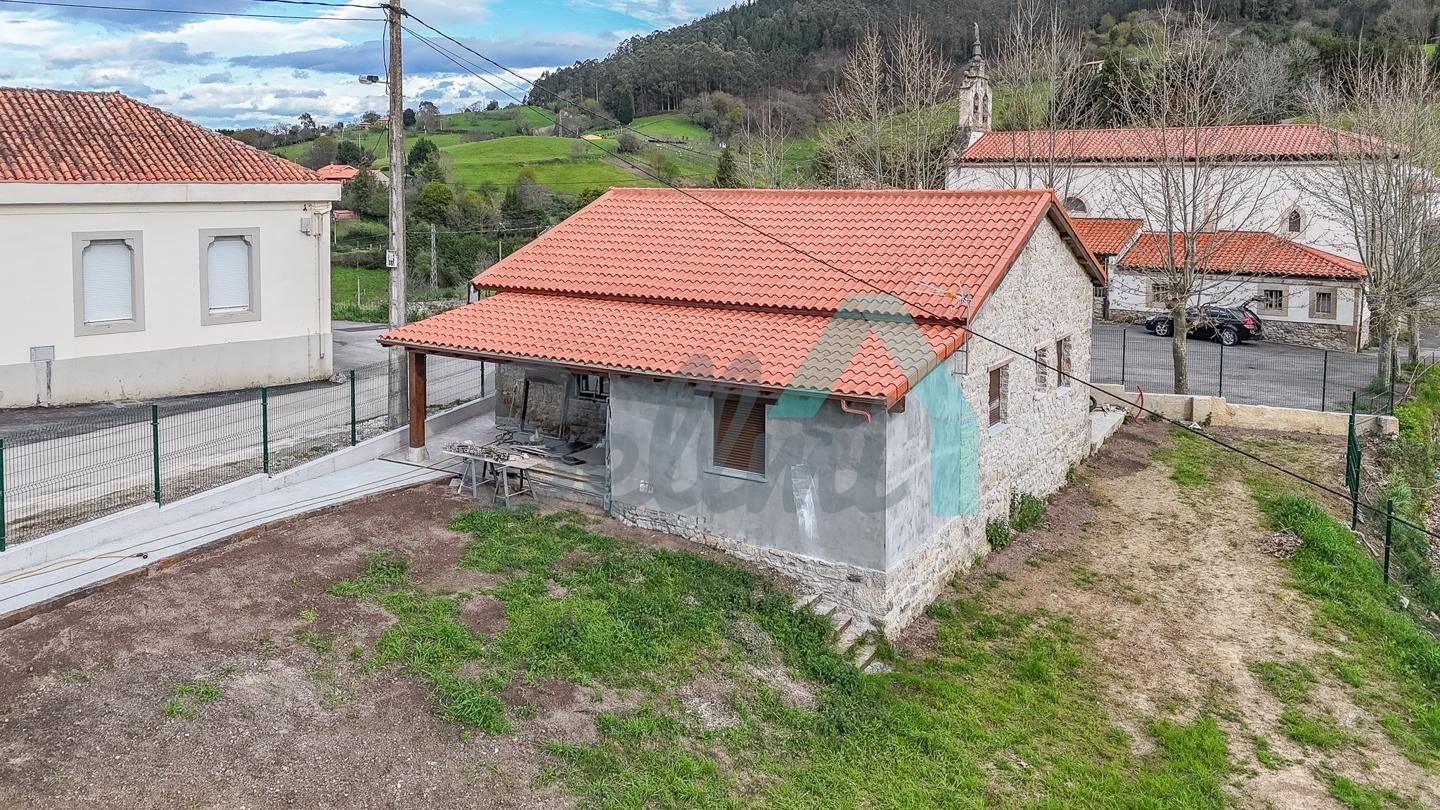 Vista exterior de Casa o xalet en venda en Siero amb Calefacció, Jardí privat i Terrassa