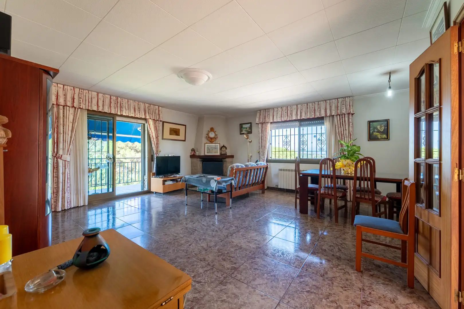 Sala d'estar de Casa o xalet en venda en Maçanet de la Selva amb Calefacció, Jardí privat i Terrassa