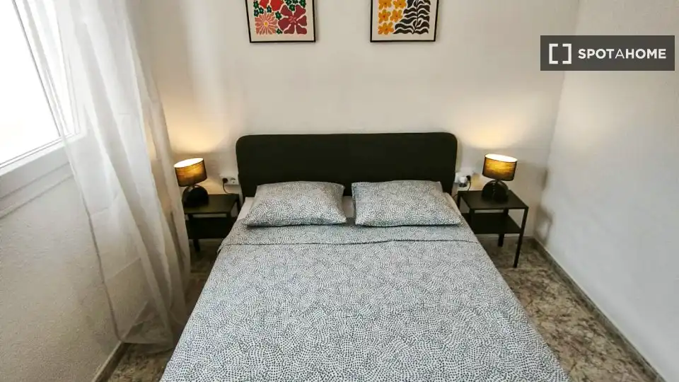 Habitación en Playa Tamarit - Playa Lissa