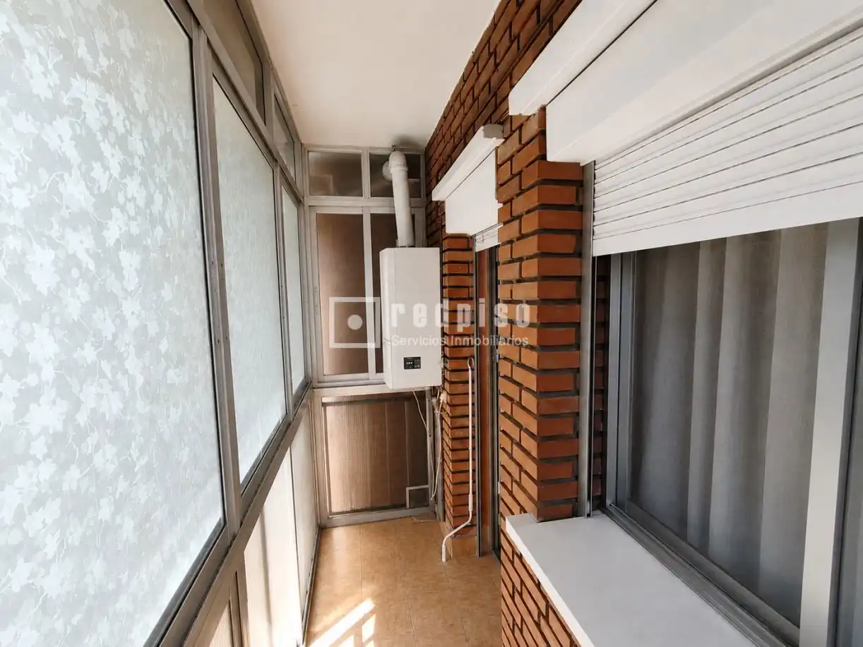 Balcony of Flat for sale in Alcalá de Henares  with Heating, Parquet flooring and Terrace
