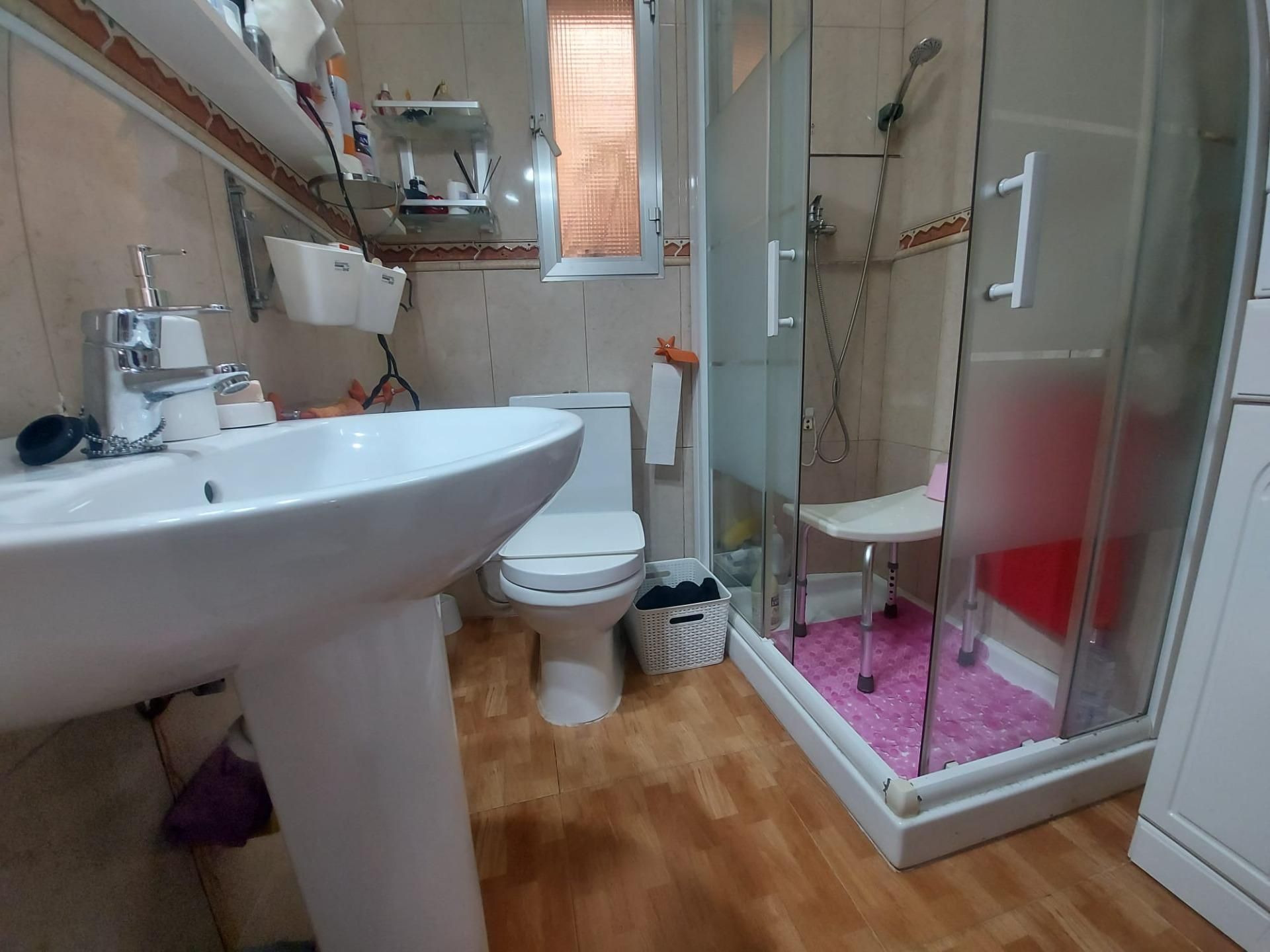 Bany de Planta baixa en venda en Roquetas de Mar amb Parquet i Moblat