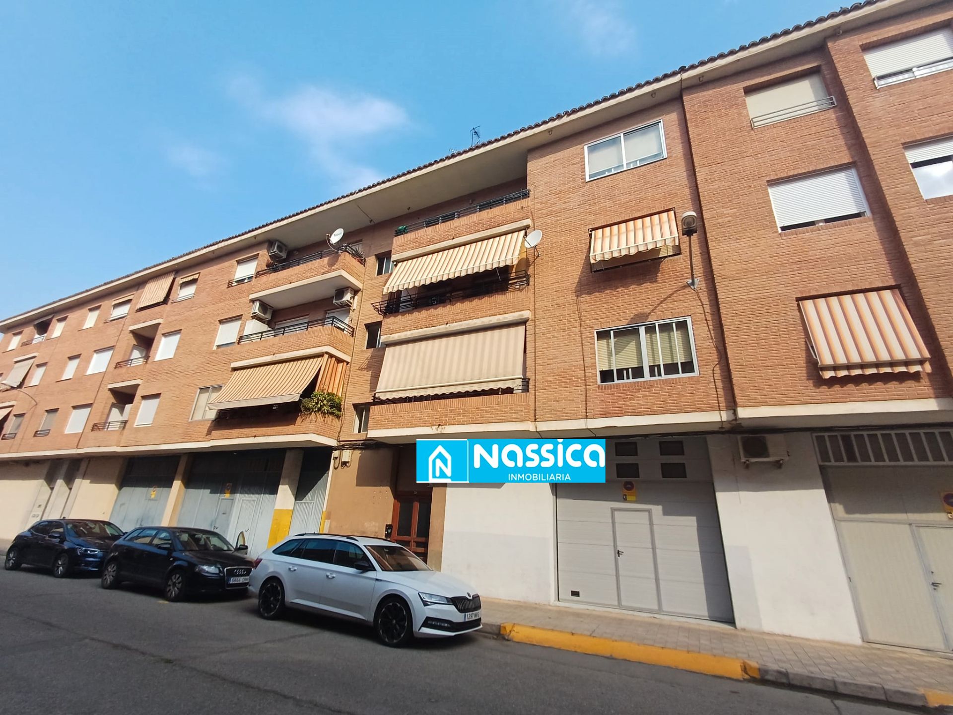 Vista exterior de Pis en venda en Calahorra amb Calefacció, Parquet i Terrassa