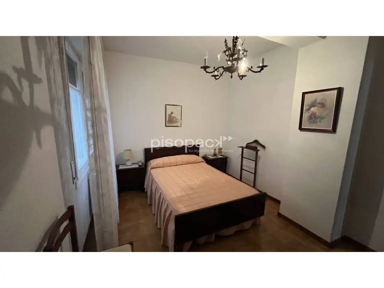 Habitación de Piso en venta en  Pamplona / Iruña con Calefacción y Alarma