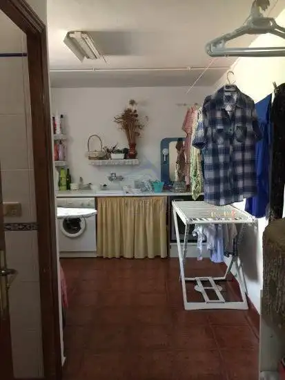 Cuina de Casa o xalet en venda en Cáceres amb Calefacció i Traster