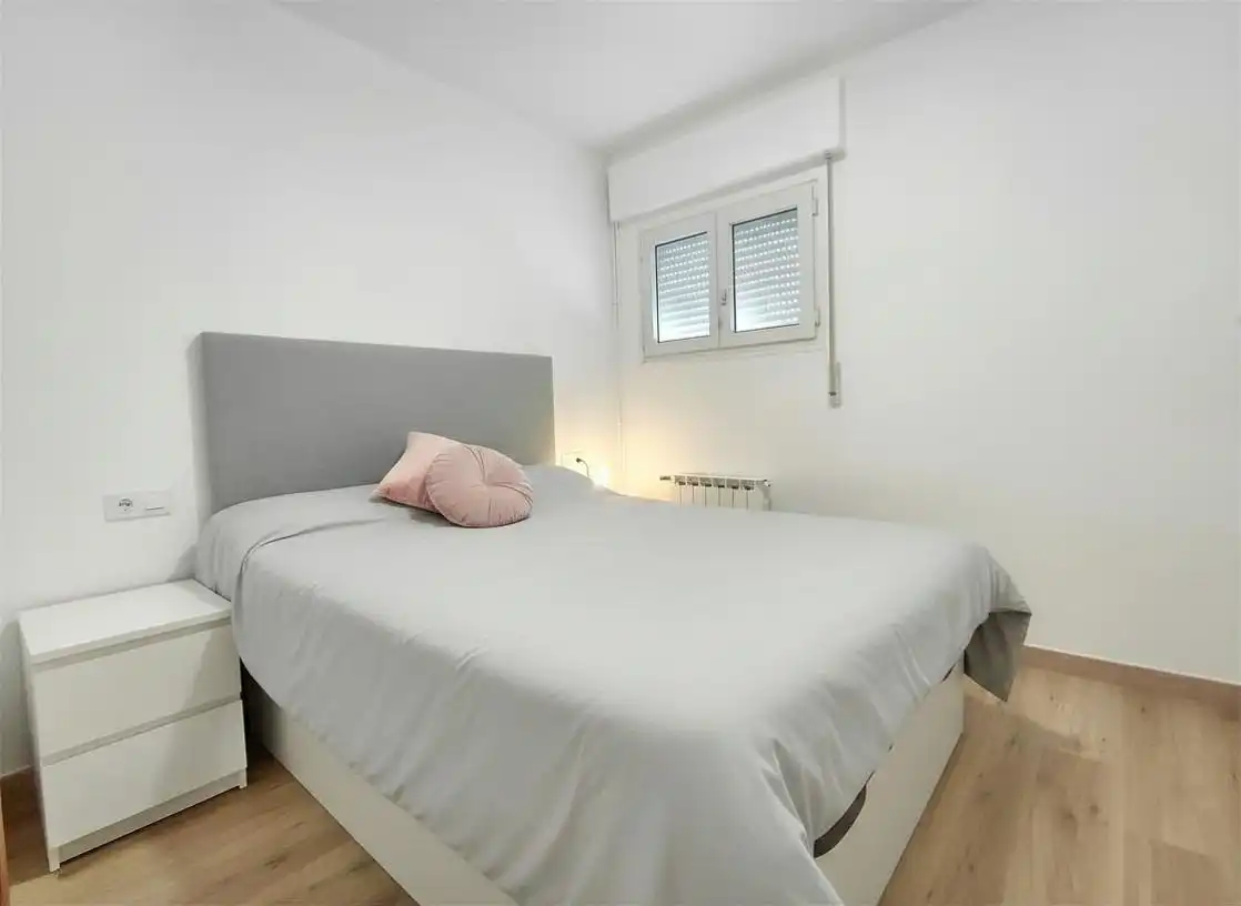 Dormitori de Casa o xalet en venda en Vilagarcía de Arousa amb Calefacció, Terrassa i Traster
