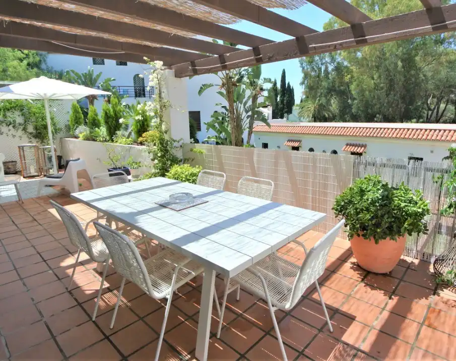 Wohnung mit Pool zum Verkauf in Río Real - Los Monteros, imagen 4