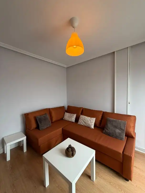 Wohnzimmer von Wohnung zur Miete in Gijón  mit Heizung und Terrasse