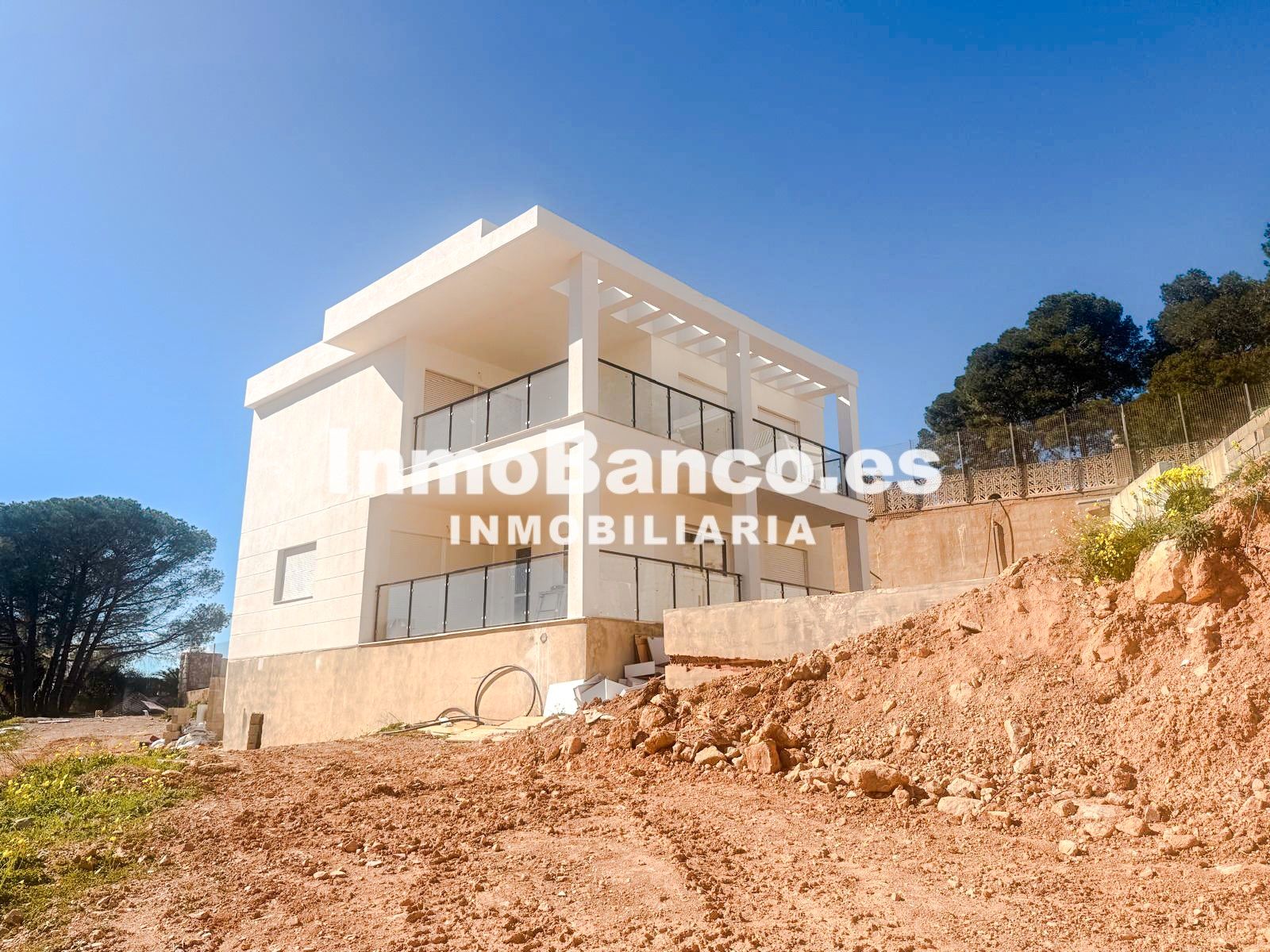 Houses for sale in Torrent  with Air Conditioner, Heating and Private garden