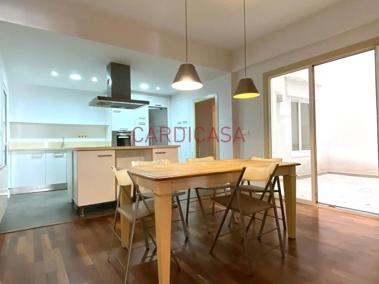 Cocina de Piso de alquiler en Vigo  con Calefacción, Parquet y Balcón