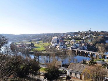 Terreno residencial en venta en de Portomarin Rego da Laxa
