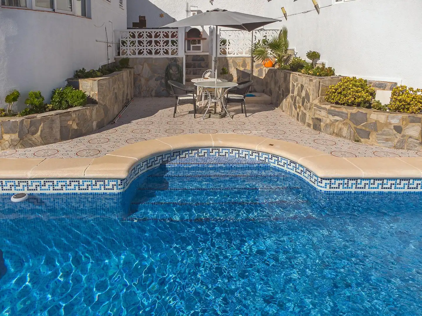 Swimming pool of Houses for sale in Rojales  with Air Conditioner, Heating and Private garden